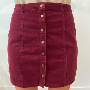 H&M corduroy maroon skirt, size Medium